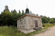Неизвестная часовня на городском кладбище Пошехонья - Ерилово - Пошехонский район - Ярославская область