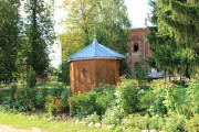 Свято-Духов Иаковлев Боровичский монастырь. Звонница (временная) - Боровичи - Боровичский район - Новгородская область