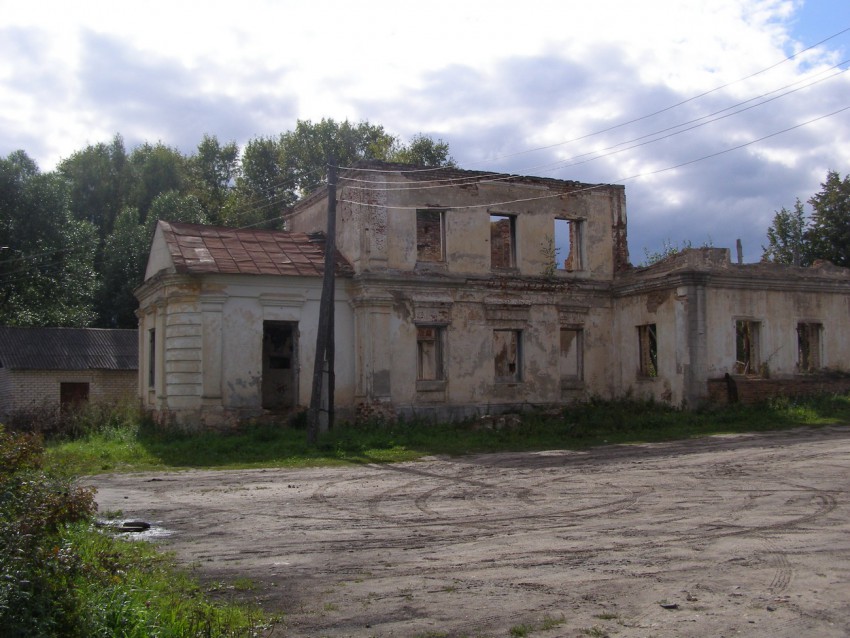 Церковь Феодоровской иконы Божией Матери, Островское (Островский район, Костромская область). фасады, Алтарь и основной объем Богородицкой церкви