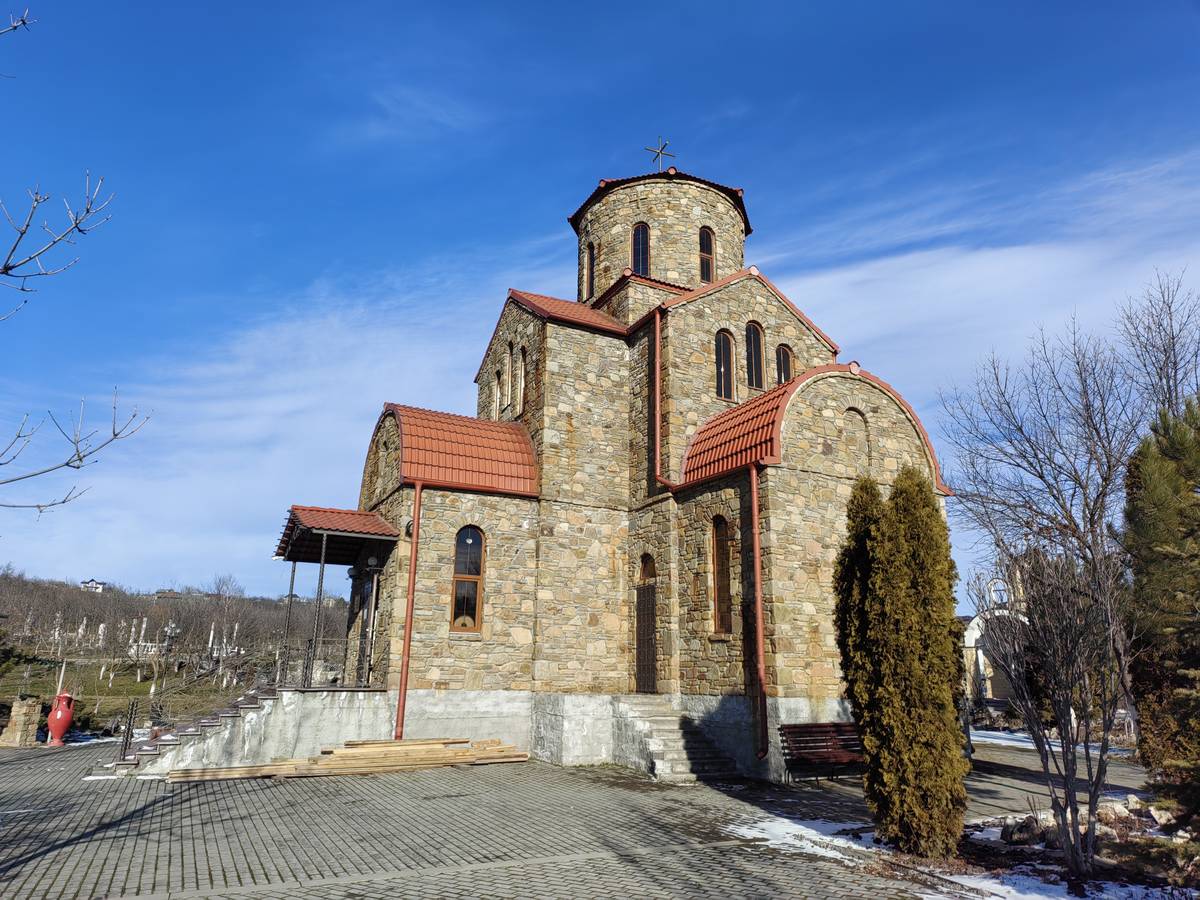 фасады. Церковь Паисия Святогорца, Ессентуки (Ессентуки, город, Ставропольский край)