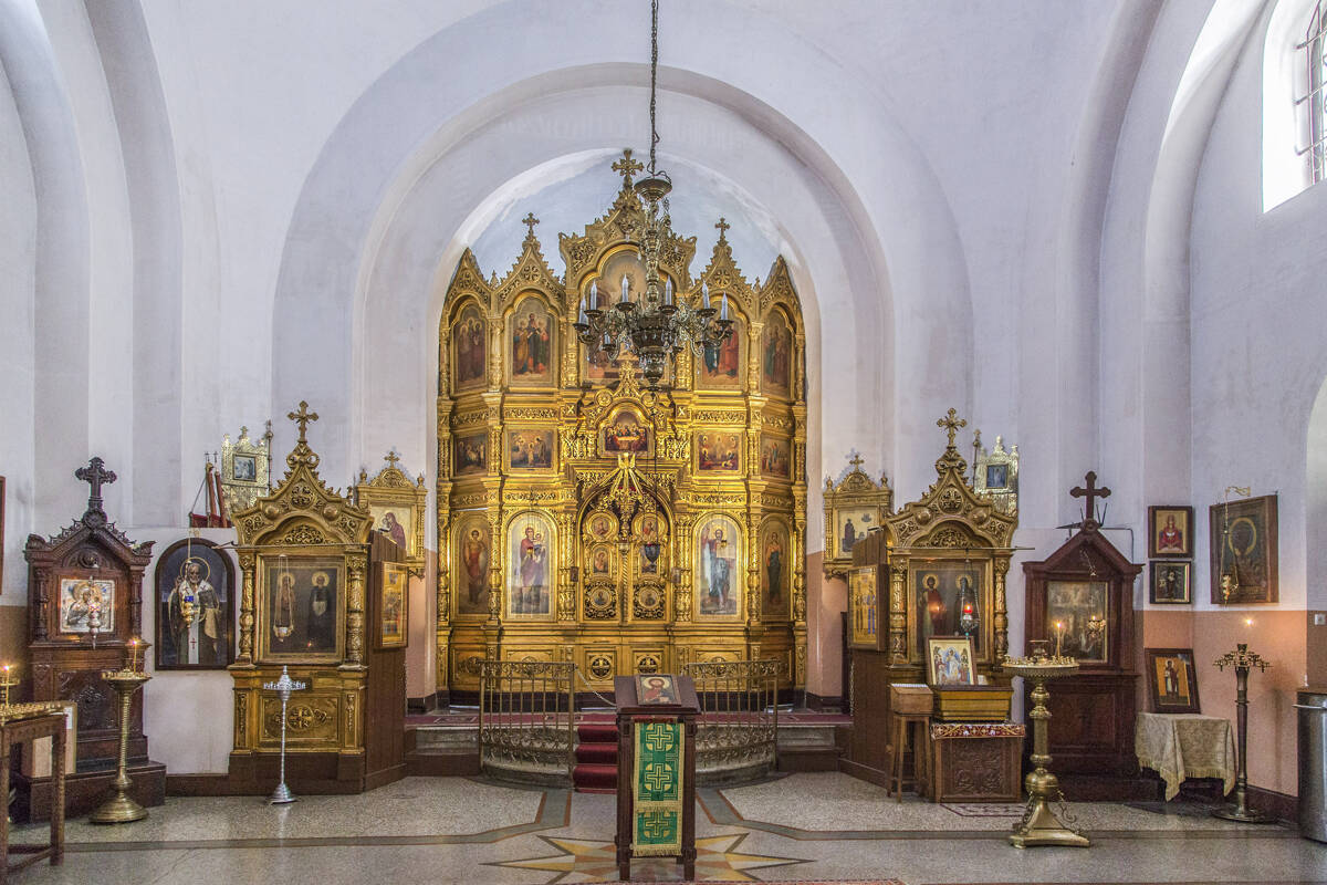 Церковь Михаила Тверского, Мтацминдский район (Тбилиси, город, Грузия). интерьер и убранство