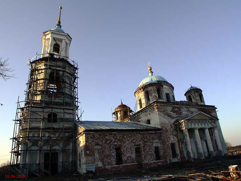 Труженик (Теребени). Николо-Теребенский женский монастырь. Церковь Николая Чудотворца. фасады