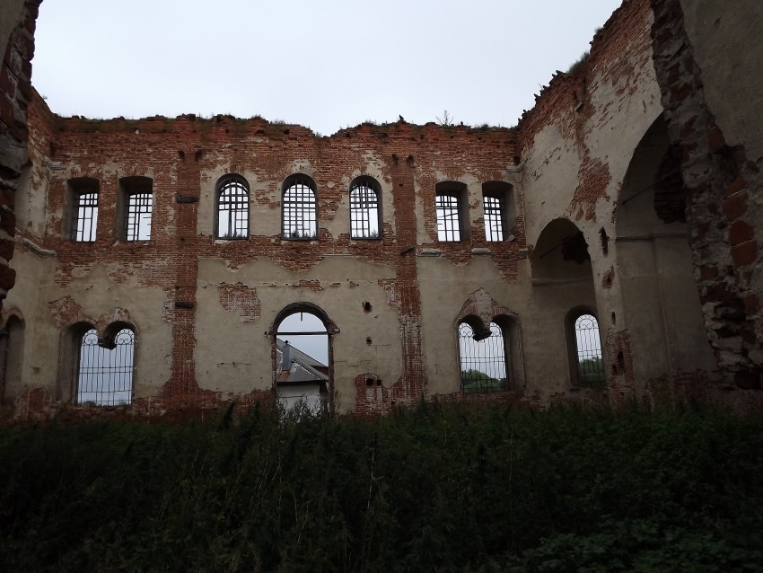 Церковь Казанской иконы Божией Матери, Мокрое (Петровский район, Саратовская область). интерьер и убранство