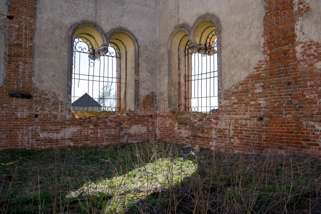Церковь Казанской иконы Божией Матери, Мокрое (Петровский район, Саратовская область). архитектурные детали