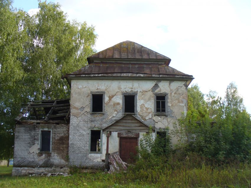 Кляуш. Церковь Троицы Живоначальной. фасады