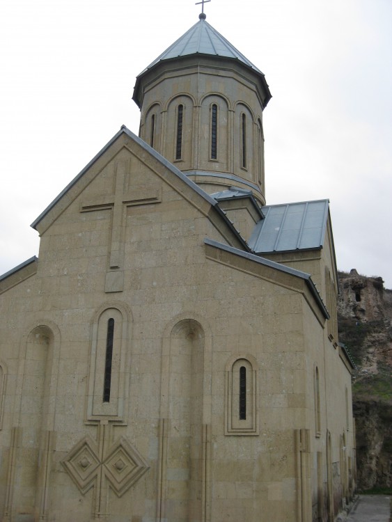 Тбилиси. Церковь Николая Чудотворца в крепости Нарикала. фасады