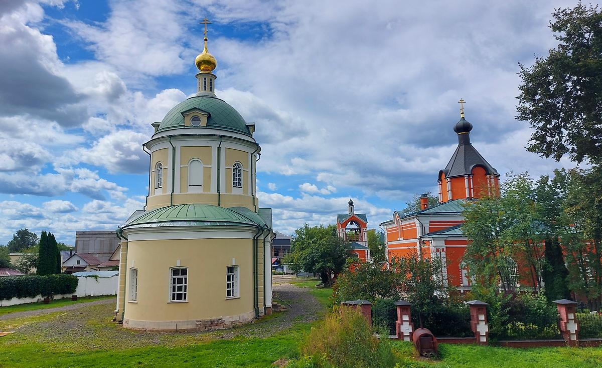 фасады. Храмовый комплекс. Церкви Николая Чудотворца и Боголюбской иконы Божией Матери, Красногорск (Красногорский городской округ, Московская область)