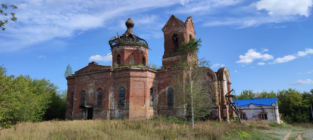 Церковь Покрова Пресвятой Богородицы, Кузнечиха (Спасский район, Республика Татарстан). фасады