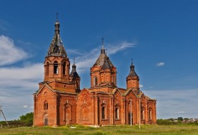 Танкеевка. Церковь Троицы Живоначальной