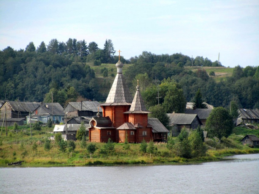 Колодозеро (Погост). Церковь Рождества Пресвятой Богородицы. общий вид в ландшафте, вид с северо-востока