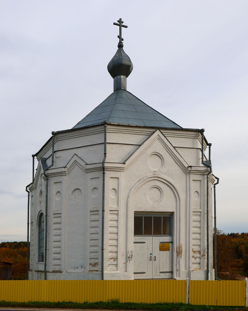 Часовня Александра Невского, Шелюбинская (Вельский район, Архангельская область). фасады