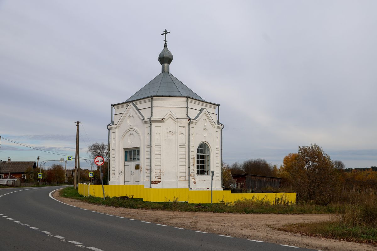 Часовня Александра Невского, Шелюбинская (Вельский район, Архангельская область). фасады