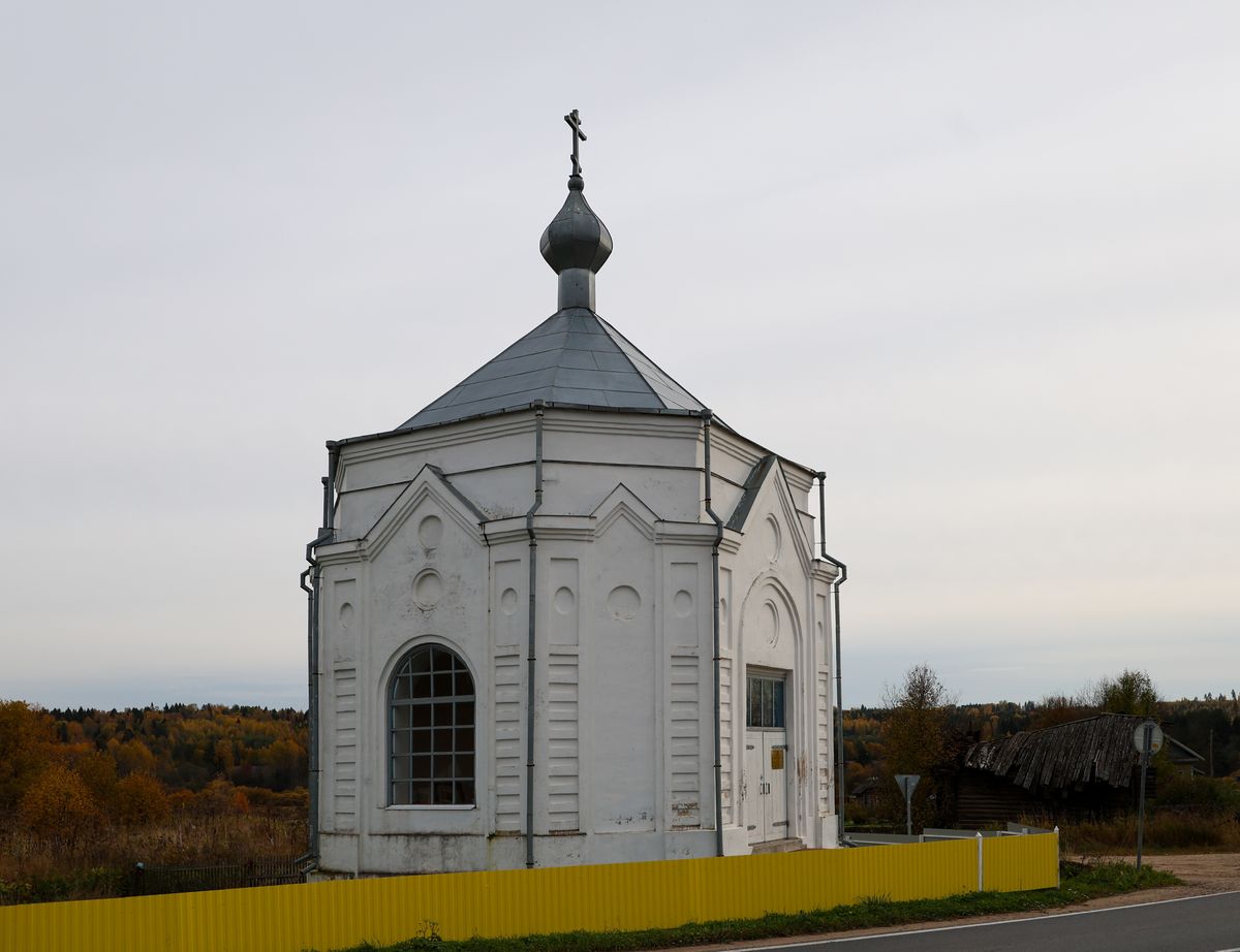 Часовня Александра Невского, Шелюбинская (Вельский район, Архангельская область). фасады