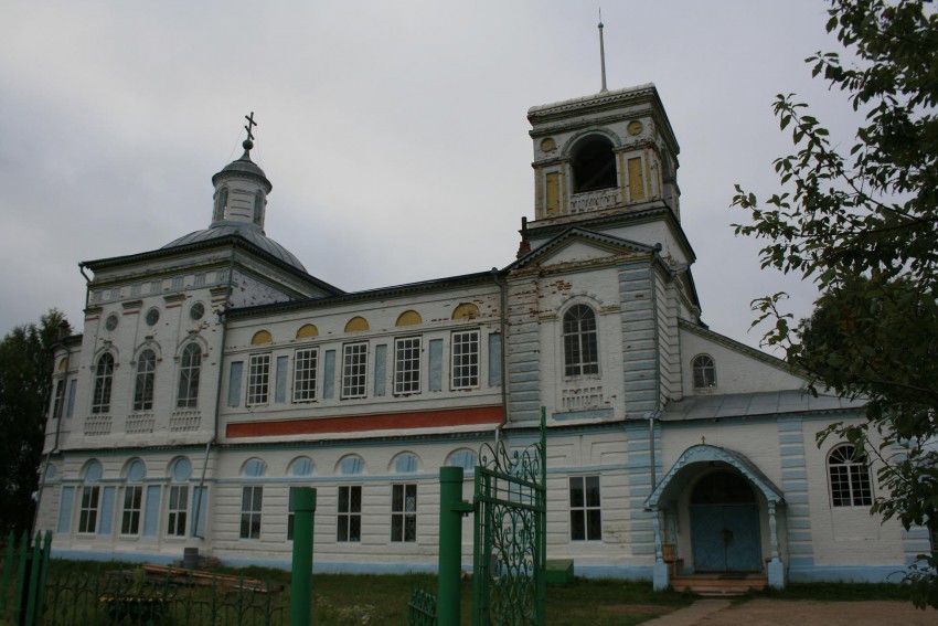 Вилегодск. Церковь Богоявления  Господня. фасады
