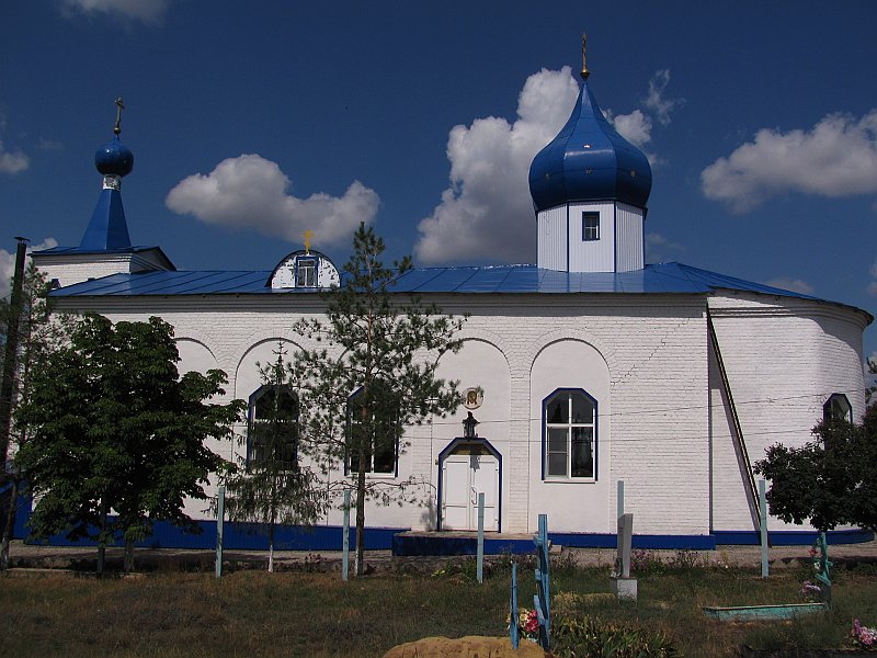 Церковь Рождества Пресвятой Богородицы, Фролово (Фроловский район и г. Фролово, Волгоградская область). общий вид в ландшафте, вид с юга