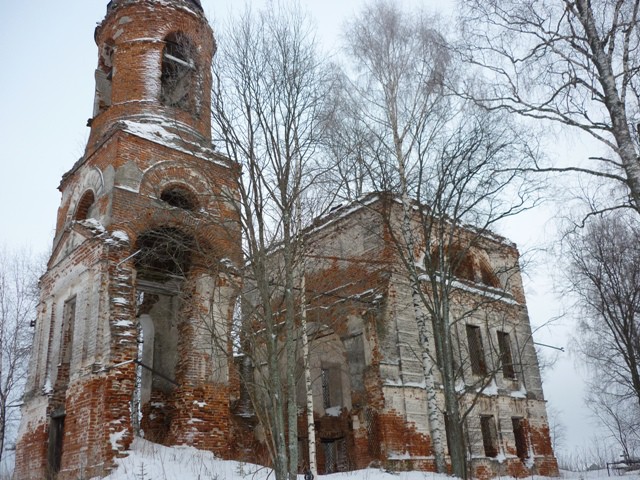 Церковь Николая Чудотворца, Сумино (Харовский район, Вологодская область). общий вид в ландшафте, вид с реки