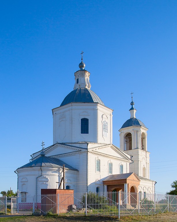 Новогригорьевская. Церковь Троицы Живоначальной. фасады