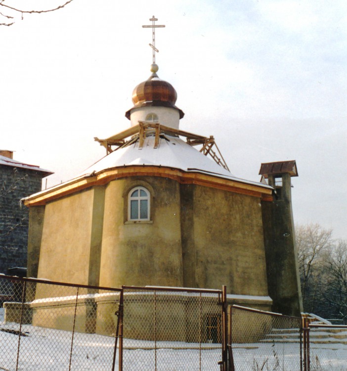 Тёплый Стан. Церковь Льва, папы Римского, в Тёплом Стане. фасады