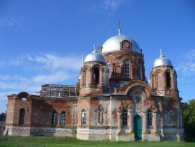 Кошки. Церковь Троицы Живоначальной