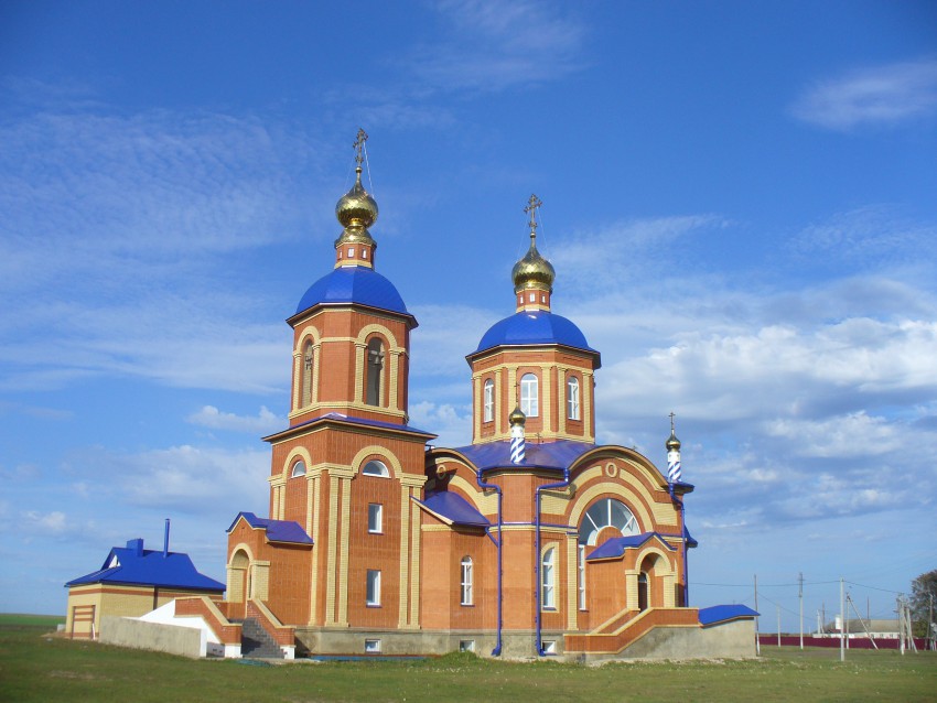 Сиктерме-Хузангаево. Церковь Николая Чудотворца (новая). фасады