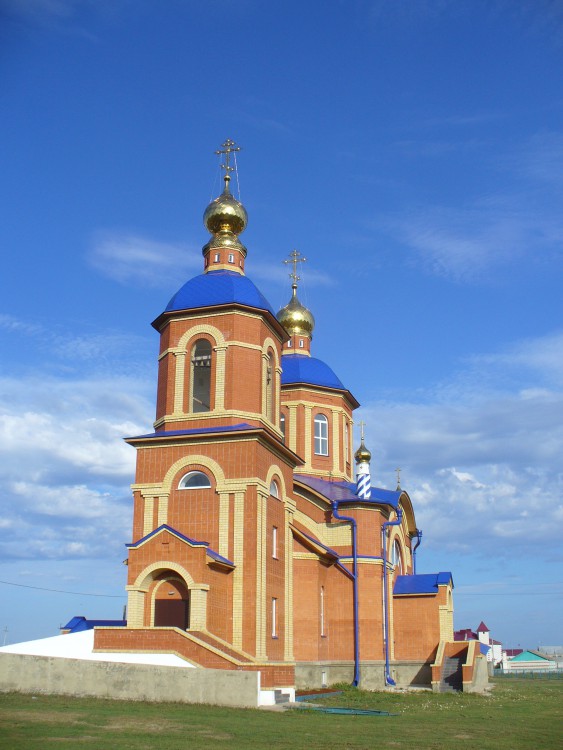 Сиктерме-Хузангаево. Церковь Николая Чудотворца (новая). фасады
