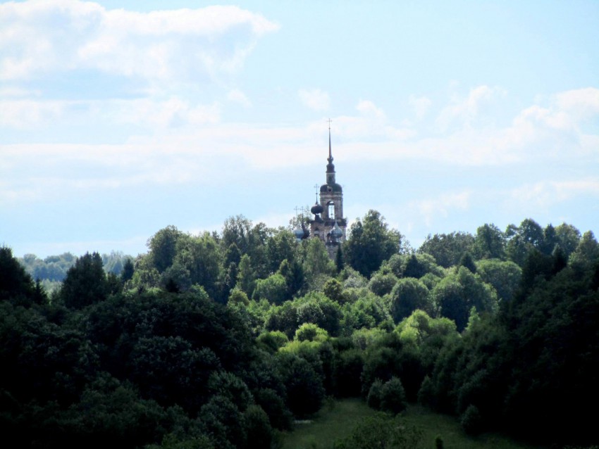 Церковь Воскресения Христова, Нероново (Солигаличский район, Костромская область). дополнительная информация, вид с левого берега Вексы