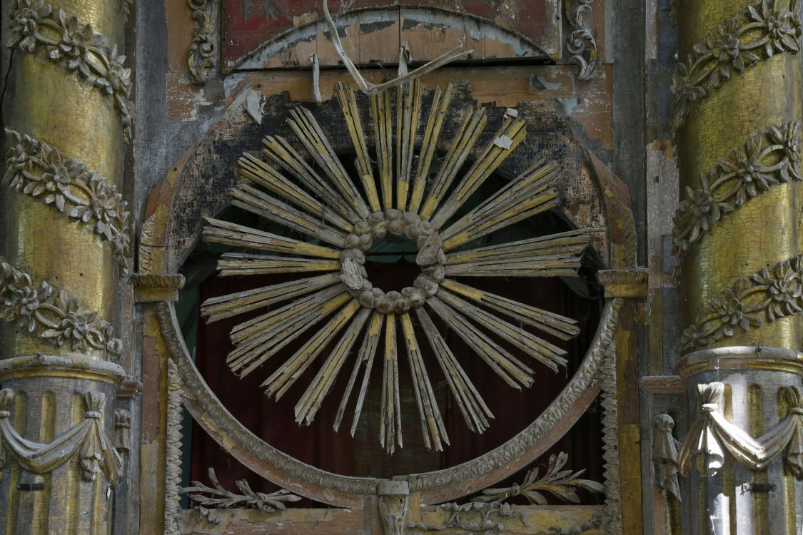 Нероново. Церковь Воскресения Христова. интерьер и убранство, Фрагмент иконостаса