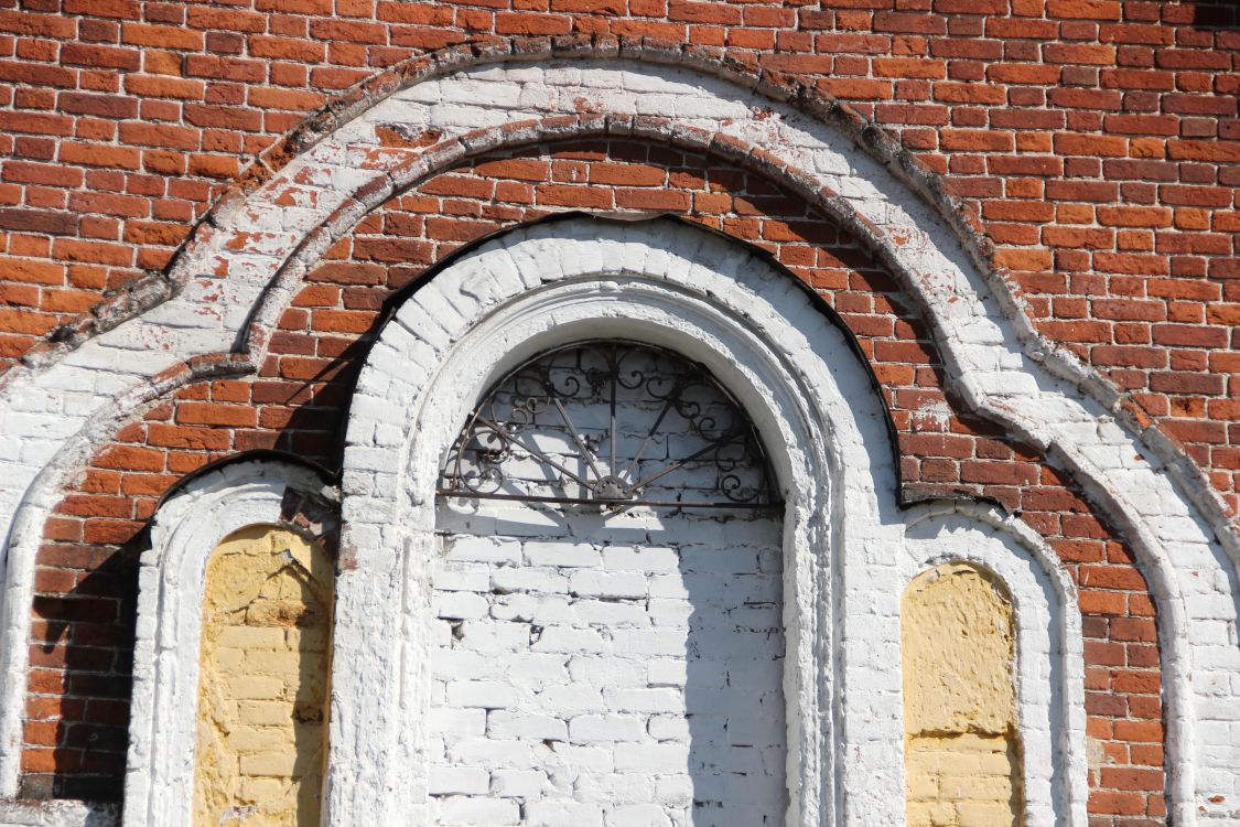 Часовня Казанской иконы Божией Матери, Орлово (Ярославский район, Ярославская область). архитектурные детали