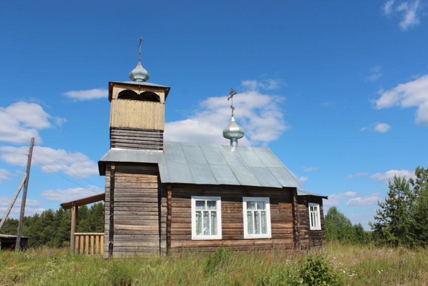 Церковь Георгия Победоносца, Остров (Пинежский район, Архангельская область). общий вид в ландшафте, Вид с юга