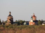 Храмовый комплекс. Церкви Николая Чудотворца и Димитрия Солунского, Вид с трасс М8<br>, Зачачье, Холмогорский район, Архангельская область