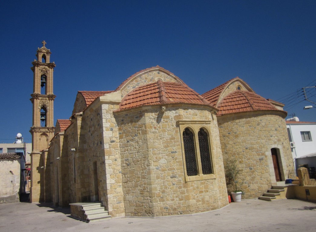 Церковь Киприана и Иустины, Менико (Никосия, Кипр). фасады
