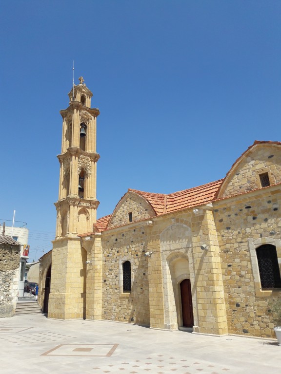 Менико. Церковь Киприана и Иустины. архитектурные детали