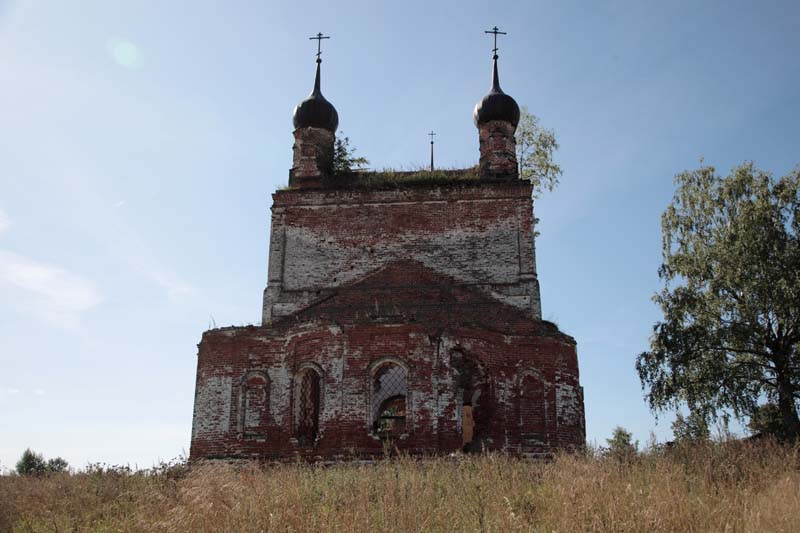 Павловское. Церковь Троицы Живоначальной. фасады