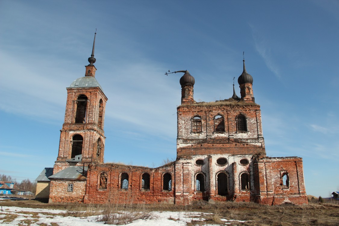 Павловское. Церковь Троицы Живоначальной. фасады