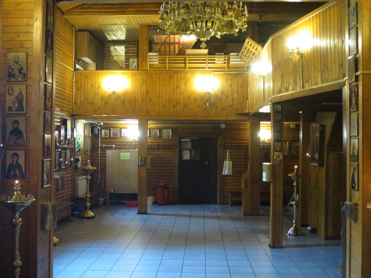 интерьер и убранство. Церковь Владимира равноапостольного при Президентском кадетском училище войск национальной гвардии, Люблино (Юго-Восточный административный округ (ЮВАО), г. Москва)