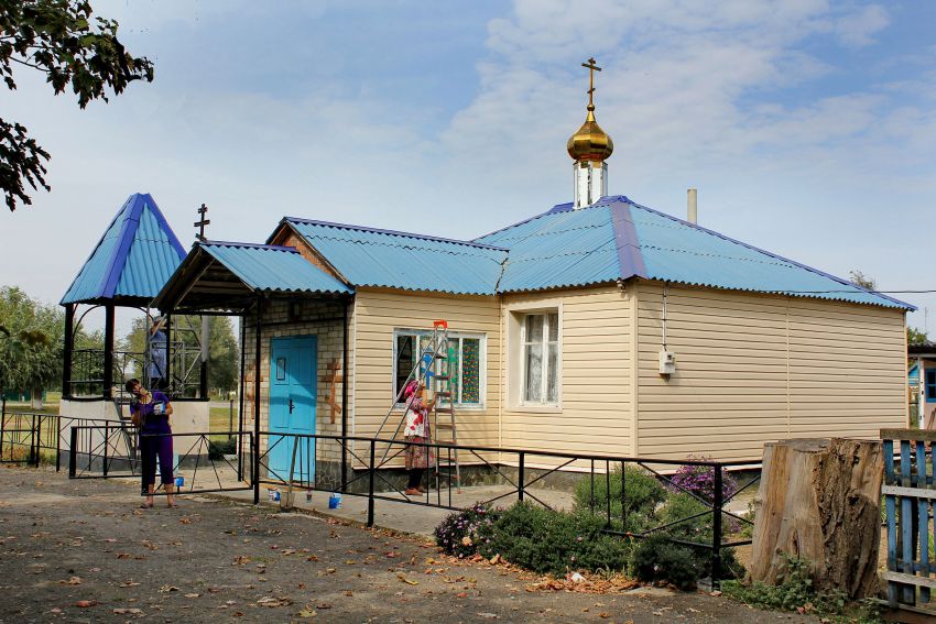 Церковь Михаила Архангела, Поливянка (Песчанокопский район, Ростовская область). общий вид в ландшафте
