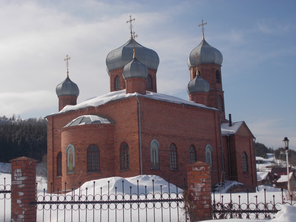 Белокуриха. Церковь Пантелеимона Целителя. фасады