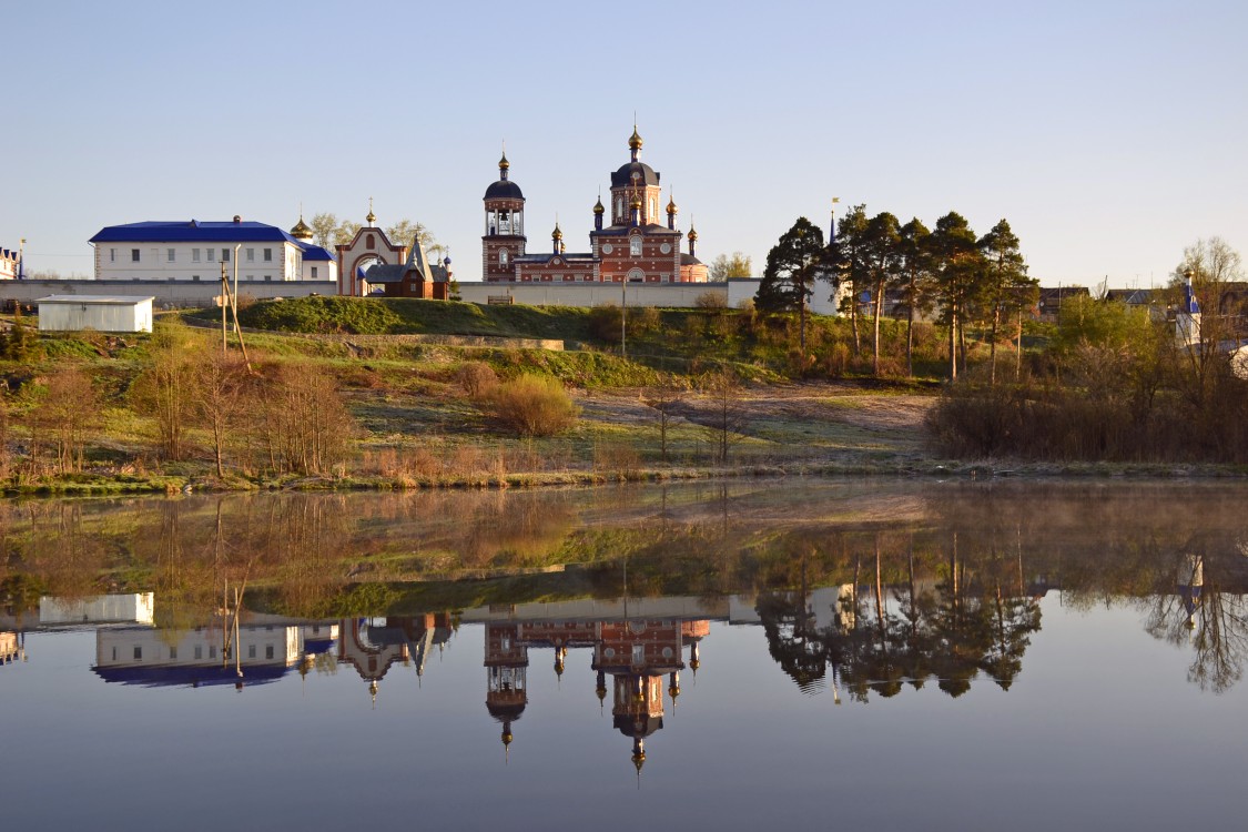 Самородки. Богородице-Казанский Жадовский мужской монастырь. фасады