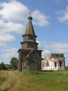 Храмовый комплекс. Церкви Николая Чудотворца (кирпичная и деревянная) и Петра и Павла - Погост (Ратонаволок) - Холмогорский район - Архангельская область