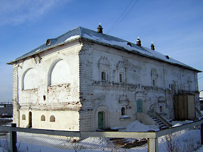 Холмогоры. Ансамбль Архиерейского двора. фасады, Архиерейский дом (1680-е)