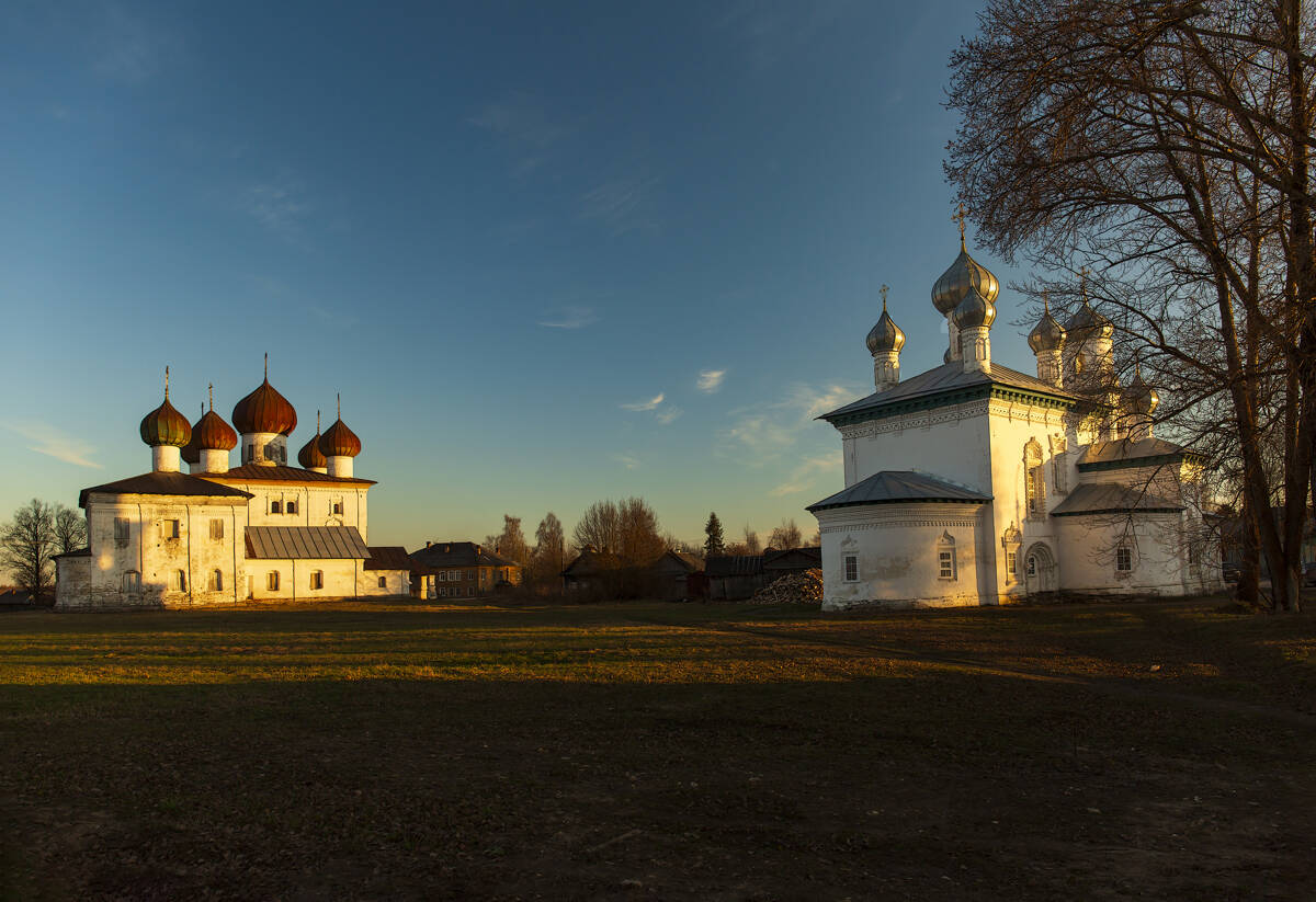 Храмовый комплекс Старого торга, Каргополь (Каргопольский район, Архангельская область). фасады