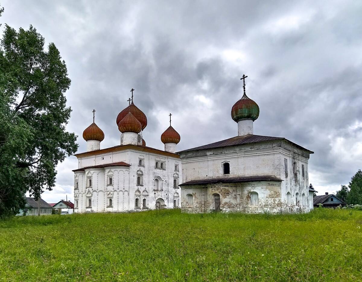 Храмовый комплекс Старого торга, Каргополь (Каргопольский район, Архангельская область). фасады