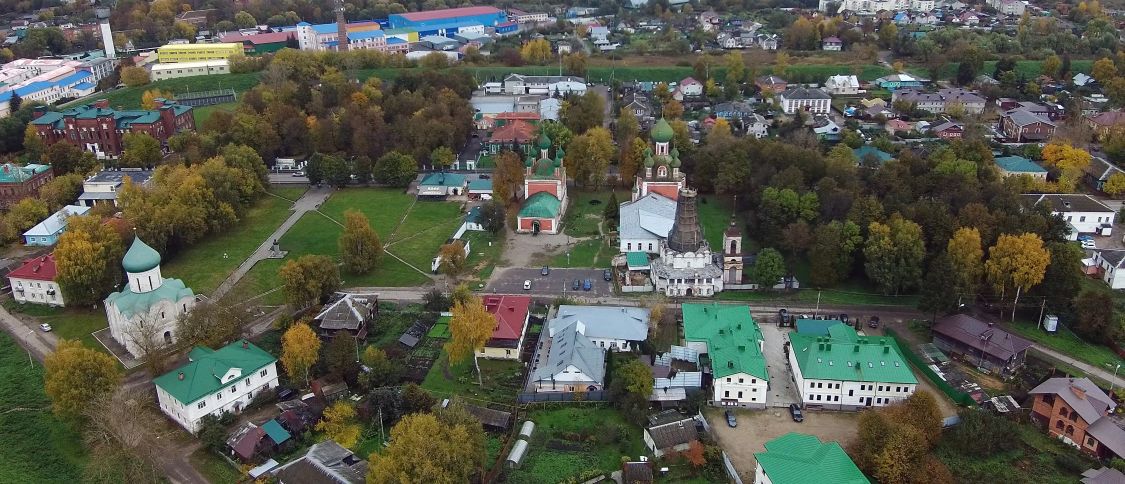 Богородицко-Сретенский Новодевичий монастырь, Переславль-Залесский (Переславский район и г. Переславль-Залесский, Ярославская область). общий вид в ландшафте