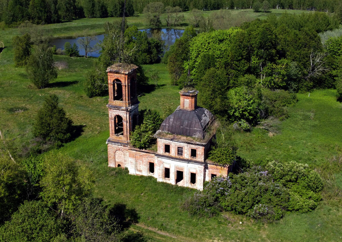 Церковь Троицы Живоначальной, Никульское (Нерехтский район, Костромская область). фасады