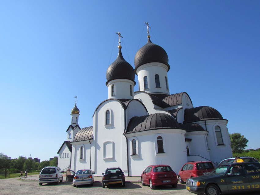Собор Покрова Пресвятой Богородицы и Николая Чудотворца, Клайпеда (Клайпедский уезд, Литва). фасады