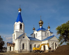 Волчья Александровка. Церковь Покрова Пресвятой Богородицы