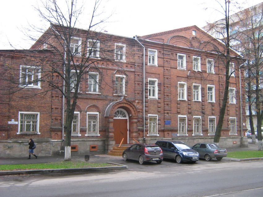 Старообрядческая моленная Троицы Живоначальной, Рыбинск (Рыбинск, город, Ярославская область). общий вид в ландшафте