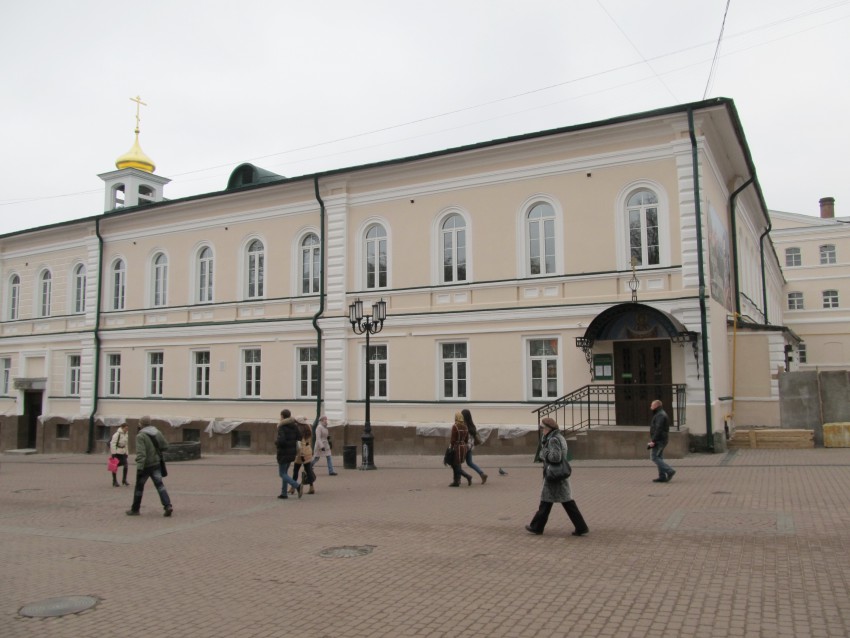 Нижегородский район. Церковь Введения во храм Пресвятой Богородицы при женском епархиальном училище. архитектурные детали