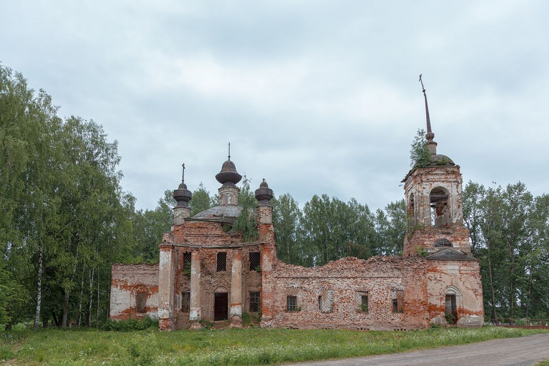 Климовское. Церковь Рождества Христова. фасады