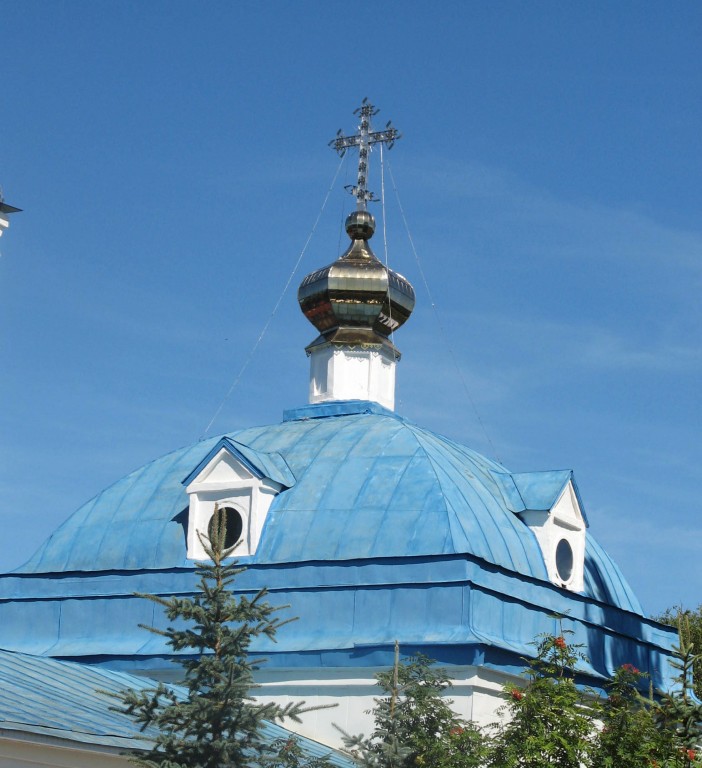 Белебей. Церковь Михаила Архангела. архитектурные детали, Купол основного объема храма с завершением